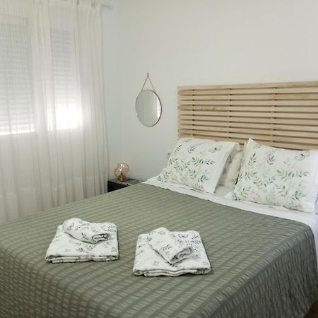 Apartamento Turistico Damajuana Parking Free Espartinas Exterior foto