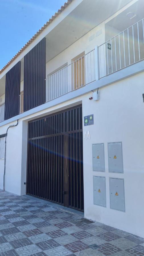Apartamento Turistico Damajuana Parking Free Espartinas Exterior foto