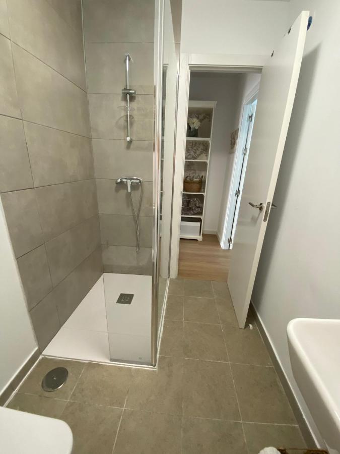 Apartamento Turistico Damajuana Parking Free Espartinas Exterior foto
