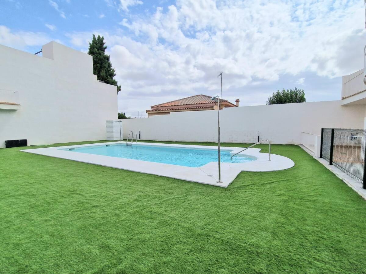 Apartamento Turistico Damajuana Parking Free Espartinas Exterior foto