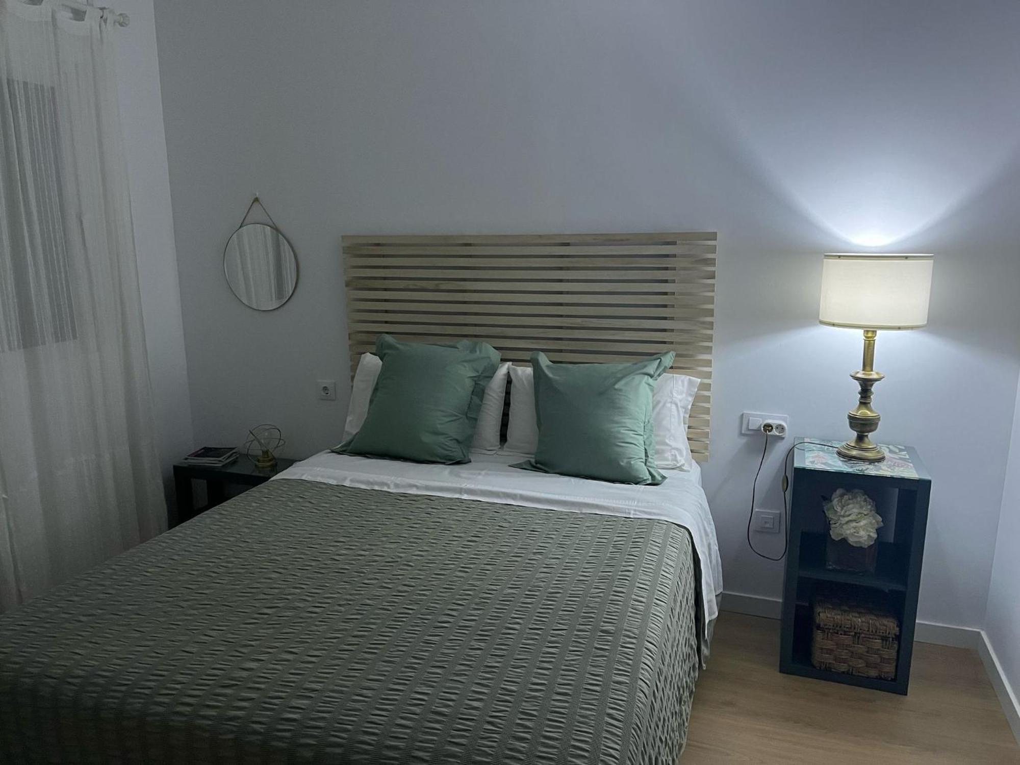 Apartamento Turistico Damajuana Parking Free Espartinas Exterior foto
